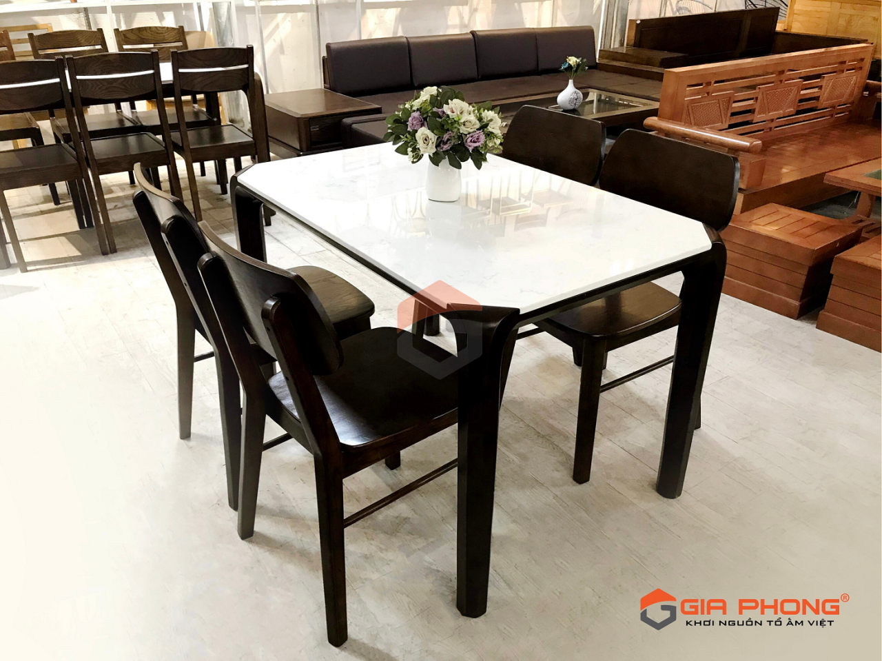 Bàn Ăn Gỗ Sồi